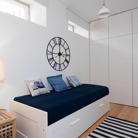 Casa Do Castelo 1- Work Or Relax In The Historic Heart Of Lisbon! Apartment Luaran gambar