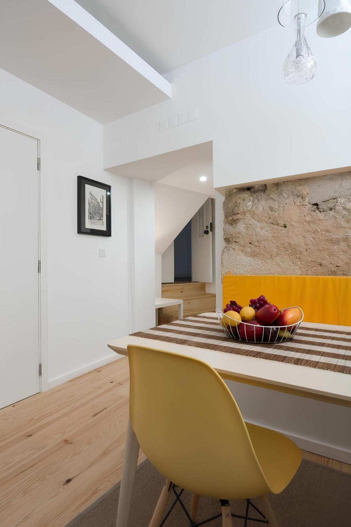 Casa Do Castelo 1- Work Or Relax In The Historic Heart Of Lisbon! Apartment Luaran gambar
