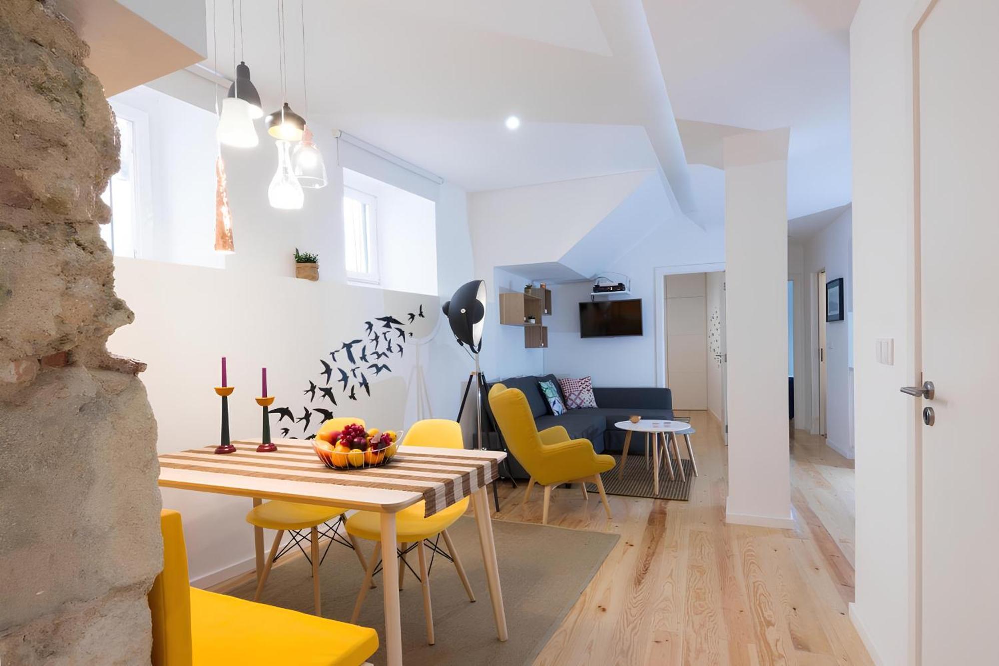 Casa Do Castelo 1- Work Or Relax In The Historic Heart Of Lisbon! Apartment Luaran gambar